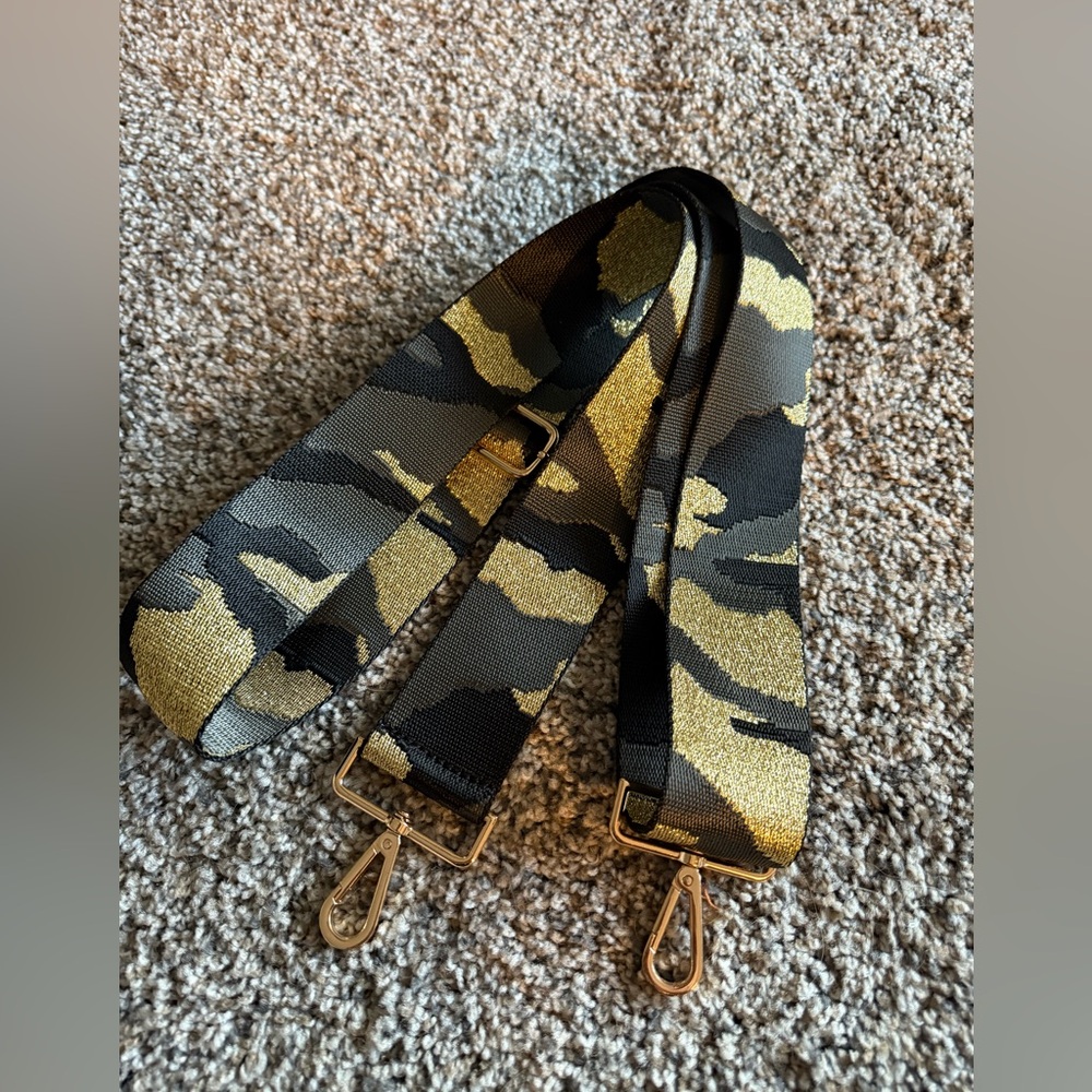 Camouflage Strap with Gold Accents